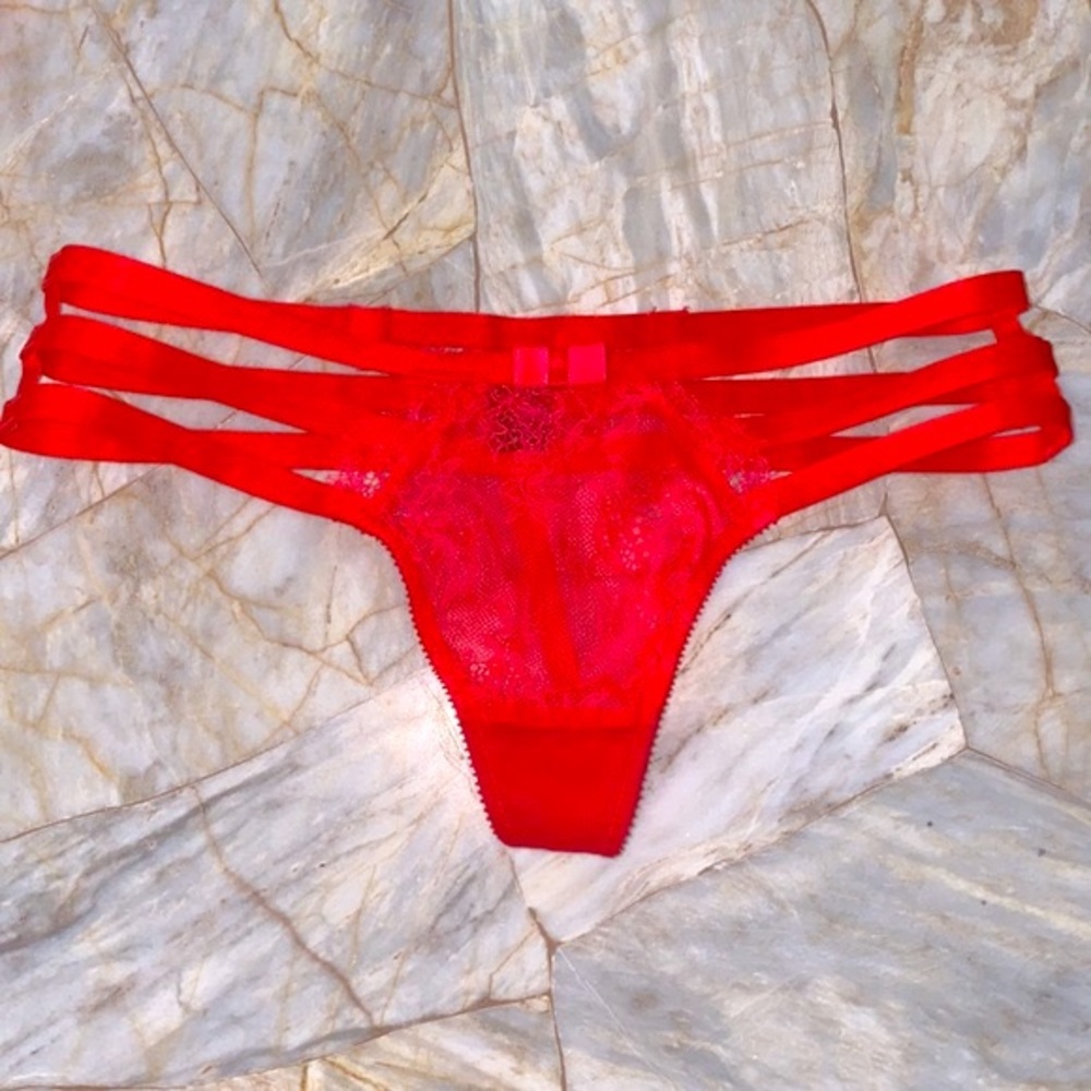 New VS Red Chantilly Lace Strappy Back Panty XS